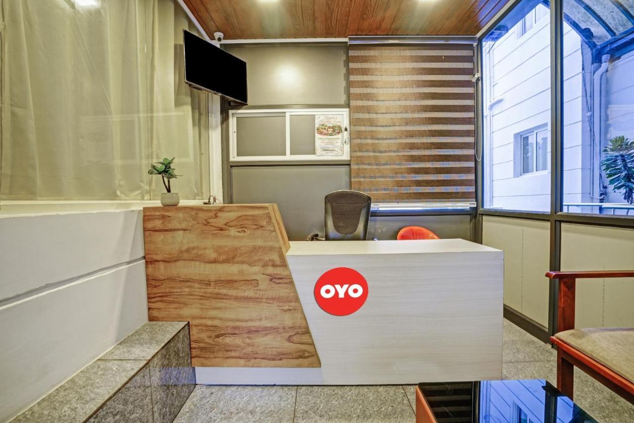 ホテル Oyo Flagship 81260 Star Lights ムンナール エクステリア 写真